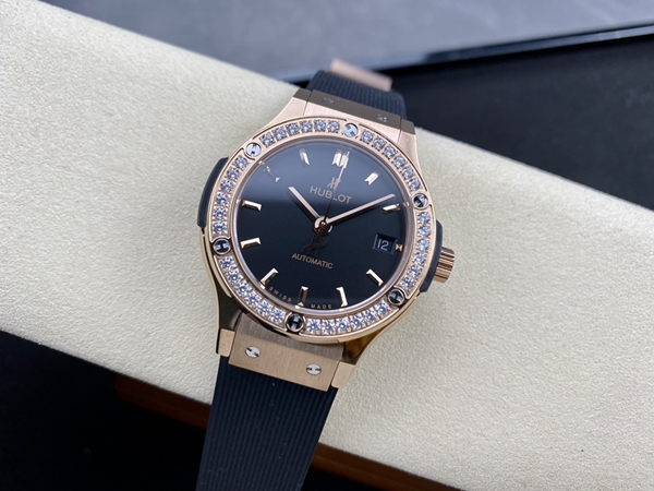 ウブロコピー時計側面デザイン